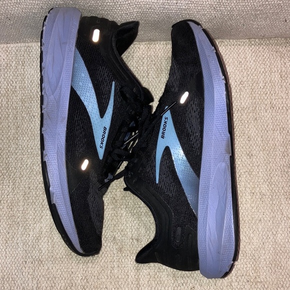 Brooks women’s size 8 Wide speed neutral Launch 9 Athletic running shoes - Picture 2 of 15